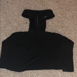 Tube top with attached choker